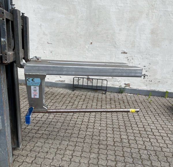Tæppespyd til truck BRUGT