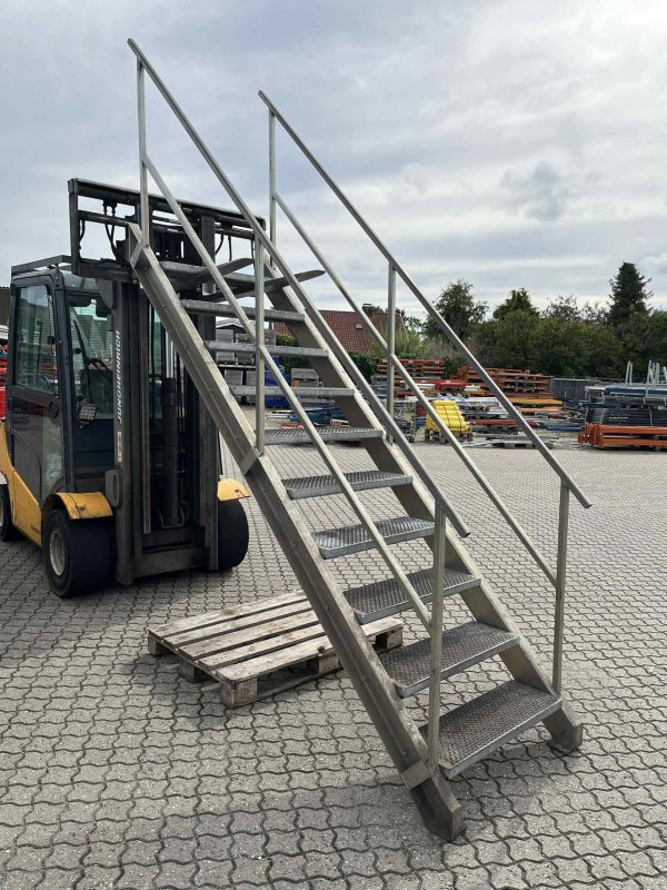 Ståltrappe galvaniseret BRUGT - Billede 3